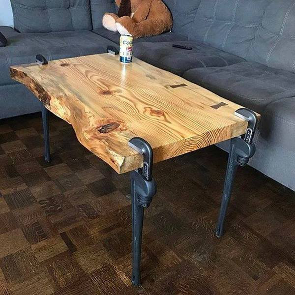 Когда нужно срочно организовать стол ...