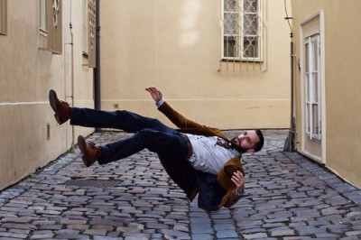 Падение в стиле человека