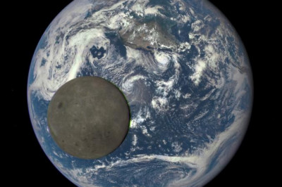 Первые фотографии Земли и Луны, сделанные с Марса и Сатурна