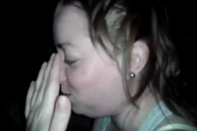 Муж застукал жену и снял на видео как она кушает ночью