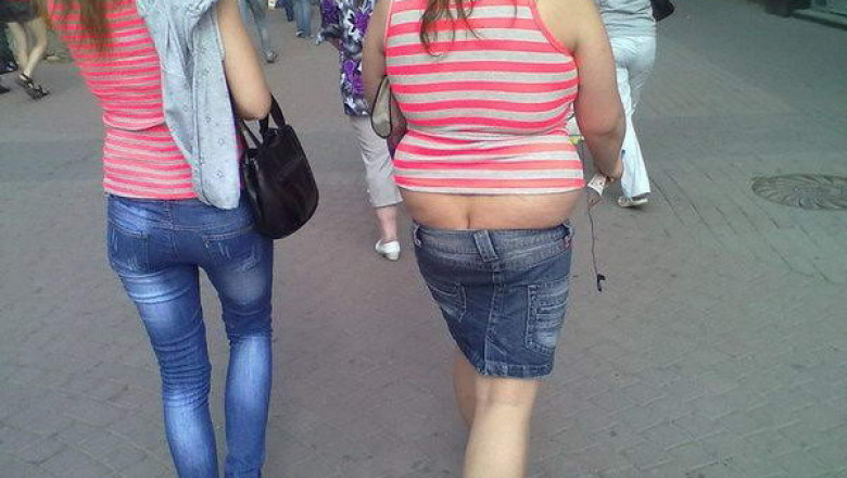 Одежда немного жмет