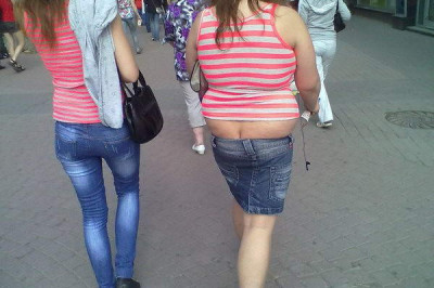 Одежда немного жмет