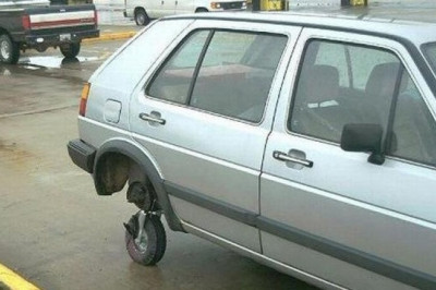 Когда в машине не оказалось запаски