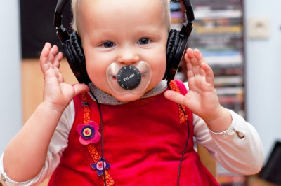 Неизменный атрибут малыша