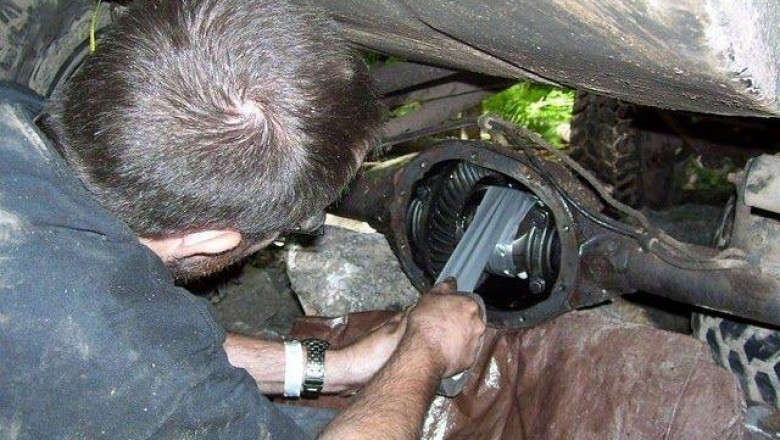 Скотчем все починим