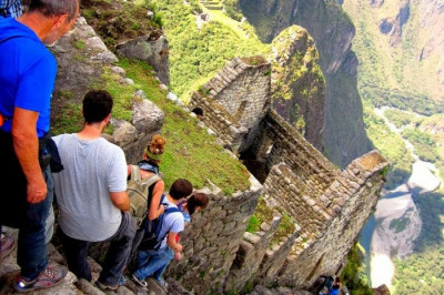 Дорога, состоящая из ступенек