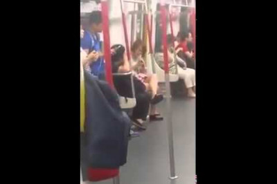 Реакция девушки на разрядившийся аккумулятор ее телефона