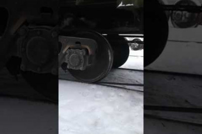 Передвижение вагона с помощью лома