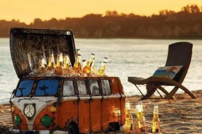 Отдыхаем возле водоема