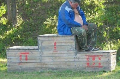 Спят усталые ребята