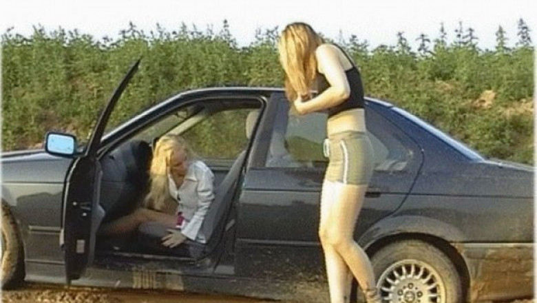 Девочки накатались