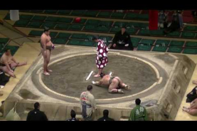 Нокаут в сумо