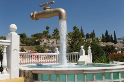 Здесь нет фотошопа 