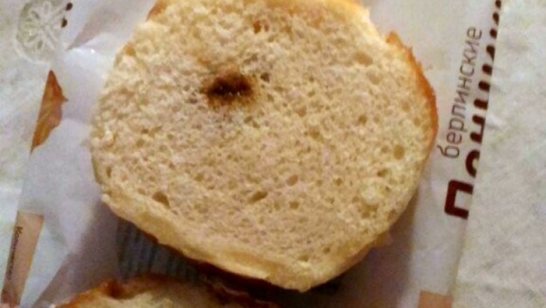 Булочка с большим количеством начинки