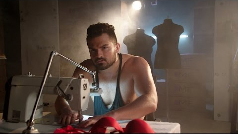 Реклама нижнего женского белья 