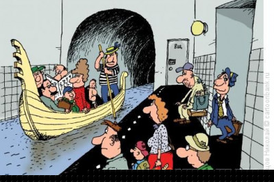 Любишь в метро кататься, люби и спящим притворяться