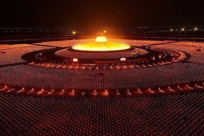 Молитва буддийских монах 