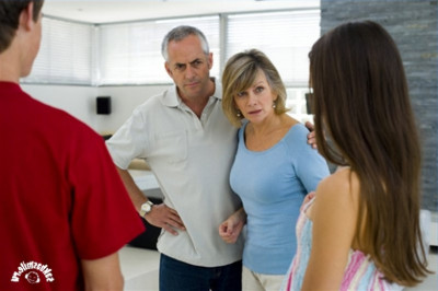 Неожиданная встреча с родителями