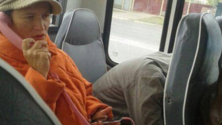 Люди выходят из матрицы