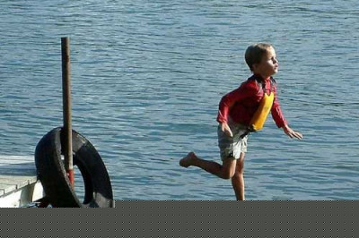 Возле воды всегда найдется место для юмора