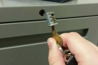 День начался с курьезов