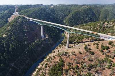 Селфи с высоты  220 метров 