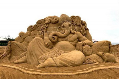 Потрясающие скульптуры из песка 