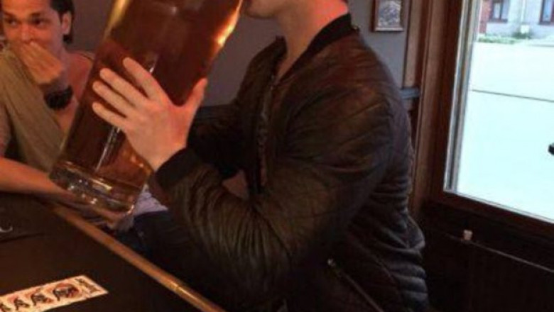 Выпить бокальчик пивка