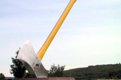 Самые необычные придорожные арт-объекты