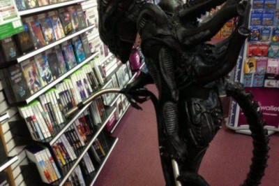 Шоппинг монстры в супермаркетах