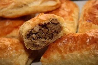      Пирожок с начинкой