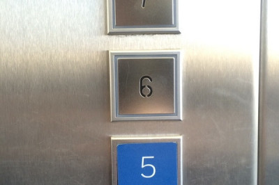 Тупость на пятом этаже