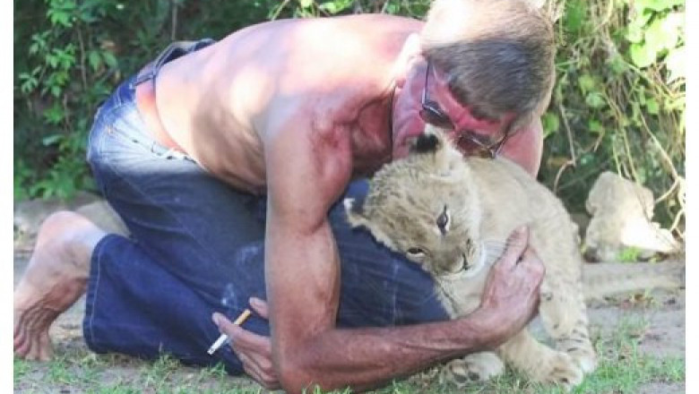 Дружбе - одиннадцать лет 