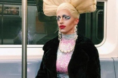 Стиляги в метро