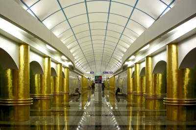 Фрагмент из жизни в городе на Неве