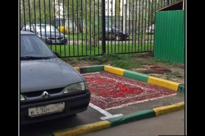 Старик Хоттабыч паркуется аккуратно  