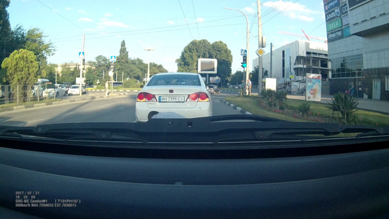 Рукопашный бой на дороге 