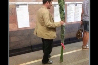 Дама должна оценить подарок 