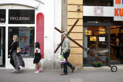 С крестом по миру 