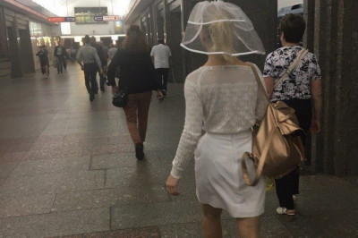 А им безразлично ...