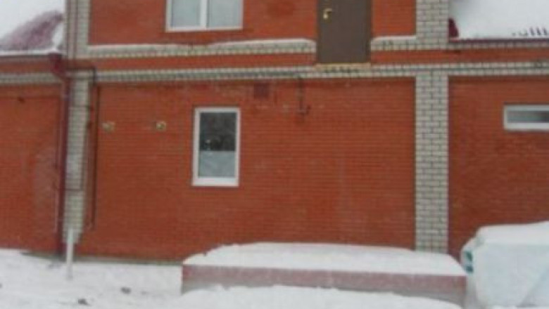 Запасной выход в здании