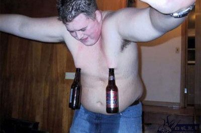 Чудаки веселятся и развлекаются 