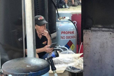 Нарушение техники безопасности на автозаправке 