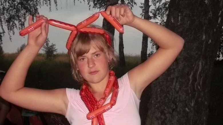 Любительницы колбасных изделий 