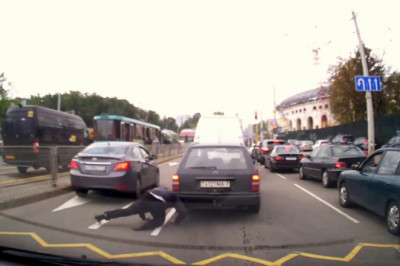 Всё же добежал ....