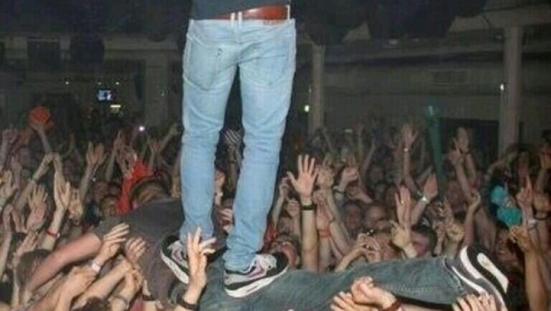 Так удобней смотреть концерт 