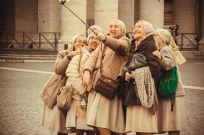 Как монахини проводят досуг