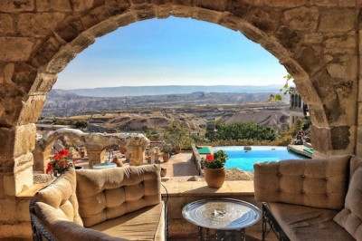 Отели в пещерах 