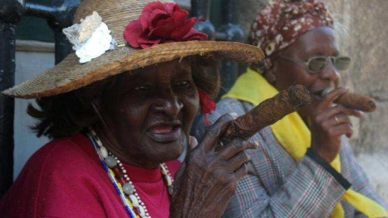 Давай закурим по одной 