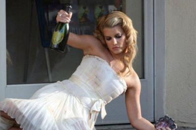 Как  ваша фамилия?